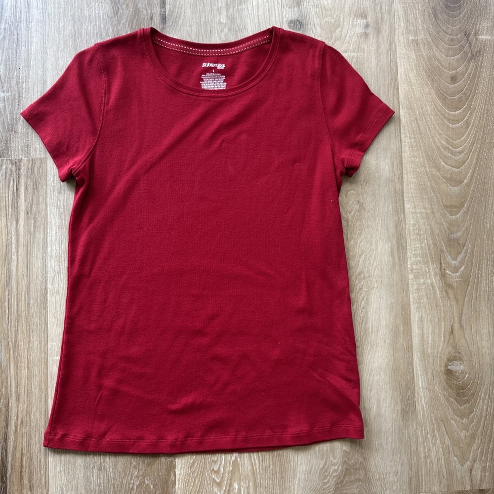 St. Johns Bay Womens Red Crew Neck T-Shirt Size S 100% Cotton Short Sleeve